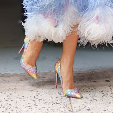 Blake Lively u haljini Dauphinette - 2