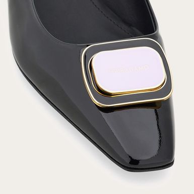 Salonke brenda Ferragamo