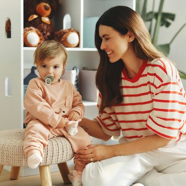 Anita Dujić Broadfoot s kćerkom Ellom