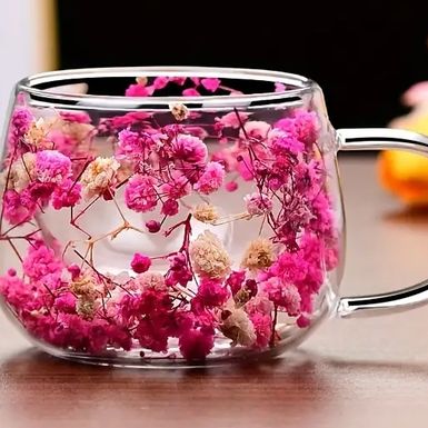 Šalica sa cvijećem s Temua