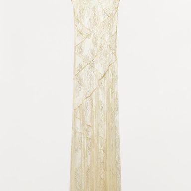 Prozirna haljina od čipke (Zara)