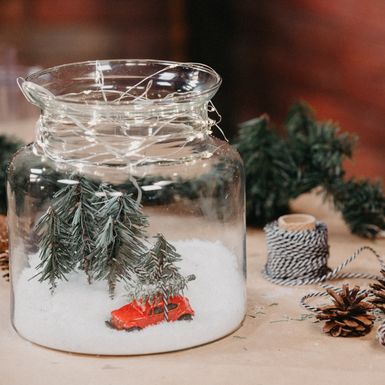 Snježna šuma u staklenci