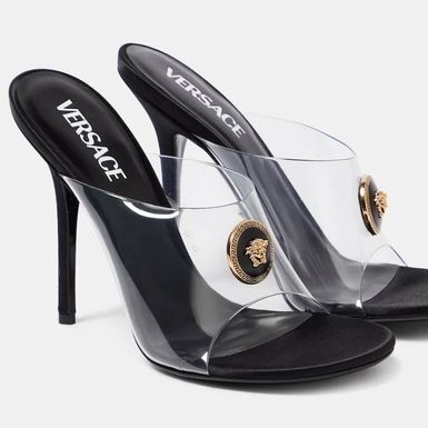 Sandale modne kuće Versace