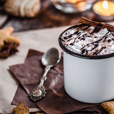 Topla čokolada s okusom medenjaka
