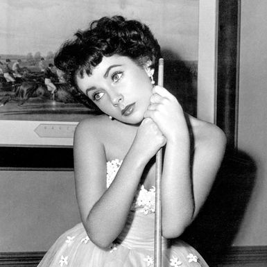 Kultna haljina Elizabeth Taylor iz filma 'Mjesto pod suncem' - 6