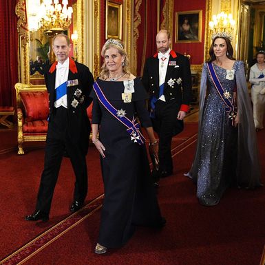 Catherine Middleton u svečanoj haljini britanske dizajnerice Jenny Packham - 3