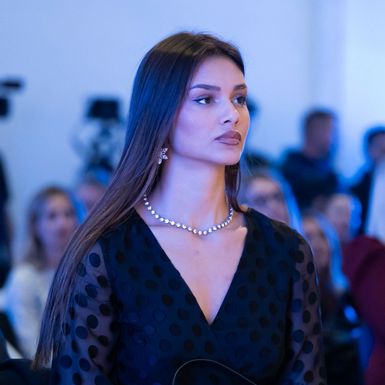 Laura Gnjatović na dodjeli nagrada - 1