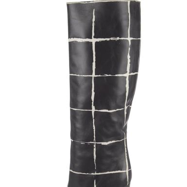 Severina nosi čizme modne kuće Balenciaga