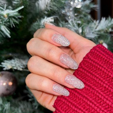 Svjetlucave manikure