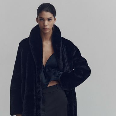 H&M kaput od umjetnog krzna, 79,99 eura