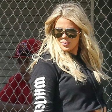 Khloe Kardashian - 1