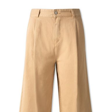 C&A, 4.50 eura (33 kune)