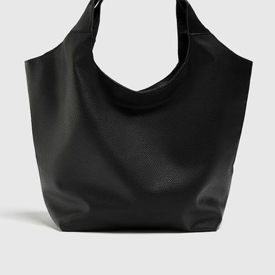 Pull&Bear, 22,99 eura