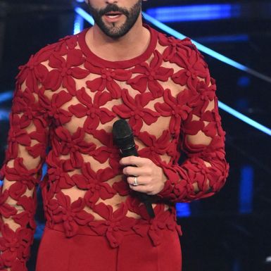 Voditelj Sanrema privlačio je poglede svojim modnim izdanjima