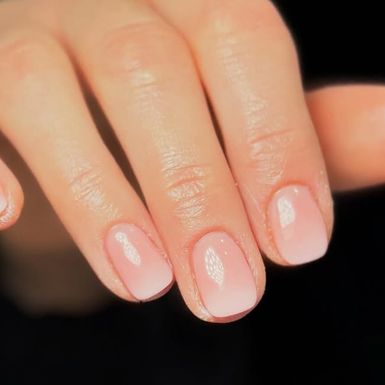 Sladoledni nokti, novi trend u manikurama