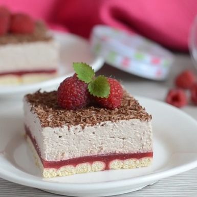 Voćni kolač s mascarpone sirom