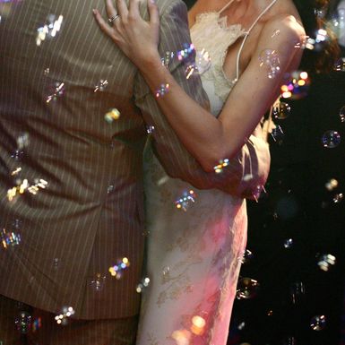 Hrvoje i Branka Krstulović na svom svadbenom slavlju 2005.