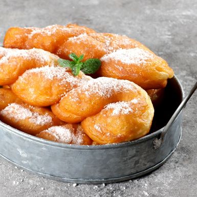 Uvijene krafne (twisted doughnuts)