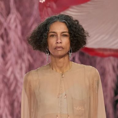 Stephanie Cavalli na reviji Chanel Métiers d’Art 2025/2026.