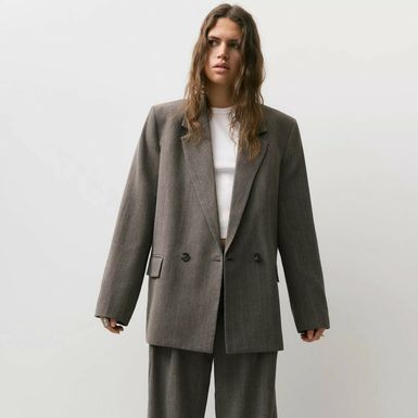 Pull&Bear, 39,99 eura