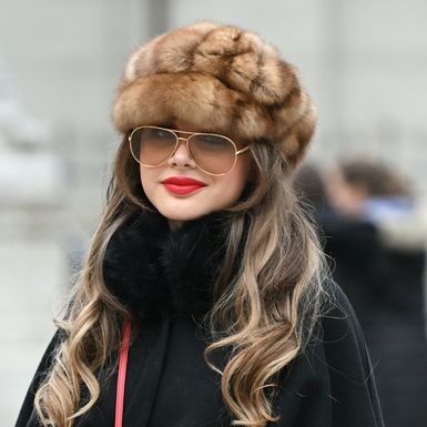 Ljepotica iz Zagreba s preslatkom torbom u obliku srca