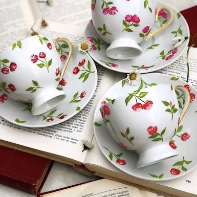 Brend Porcelanija ima prelijepo oslikane šalice i ostalo posuđe - 4
