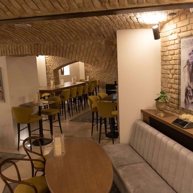 U novootkrivenom prostoru Kazališne kavane Kavkaz otvoren je Piano bar - 7