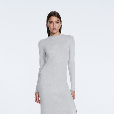 Stradivarius, snižena s 25,99 na 15,99 eura (120,48 kn)