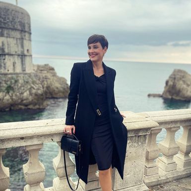 Irena Pecotić u zlatno-crnim gležnjačama - 2
