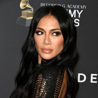 Najljepše crnokose slavne dame - 2