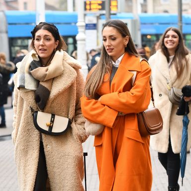 Zagrebačko street style izdanje s narančastim kaputom