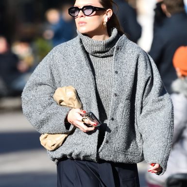 Zagrebačko street style izdanje u asimetričnoj suknji