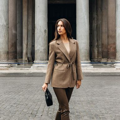 Najpoželjniji komad sezone: Znamo gdje pronaći sako koji obožavaju influencerice