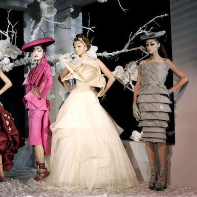 Kreacije Johna Galliana iz 2007. inspirirane vječnom Diorovom estetikom