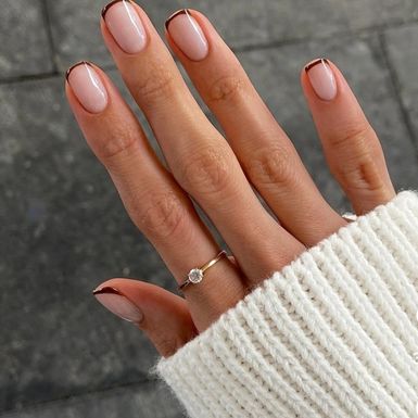 Mini french manikura