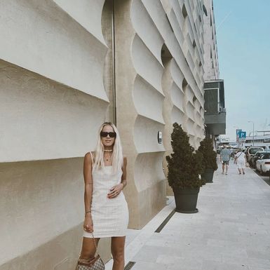 Izdanja Antonije Mišure Sandrić s torbicom modne kuće Gucci