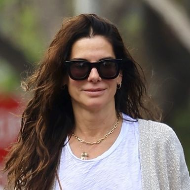 Sandra Bullock u čupavim natikačama marke Birkenstock - 5