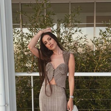 Komplet modne kuće Cult Gaia jako je efektan