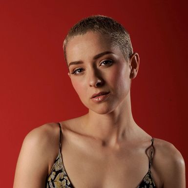 Zrinka Cvitešić s kratkom kosom