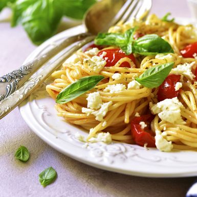 Tjestenina sa sirom i rajčicama