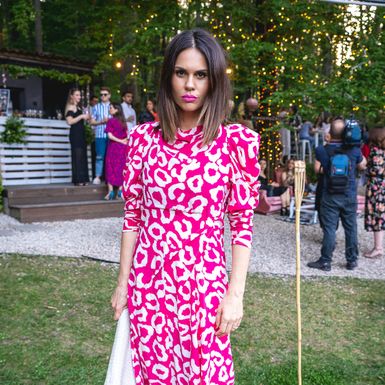 Predivna Viktorija u haljini Isabel Marant