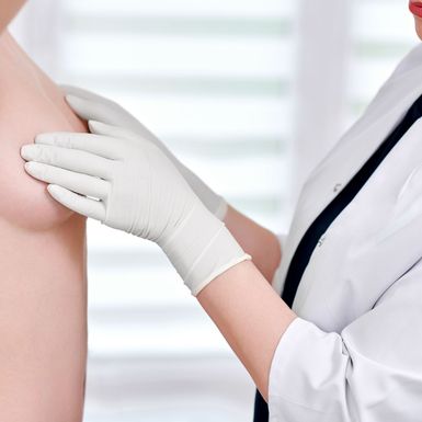 Potrebno je redovito ultrazvučno praćenje fibroadenoma svakih 6 – 12 mjeseci