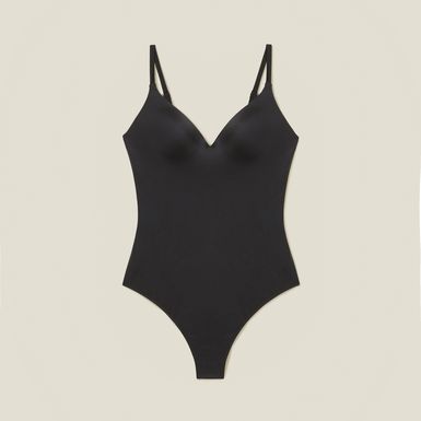 Yamamay Essentials Nero model