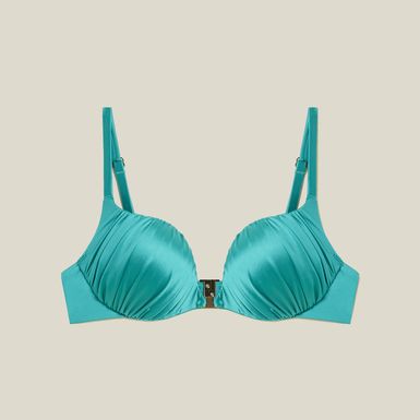 Yamamay Deva model