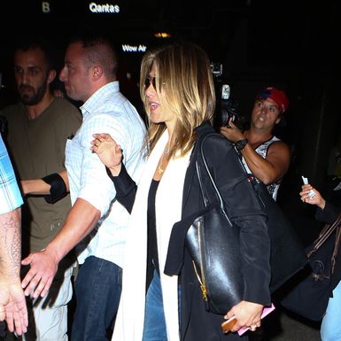 Jennifer Aniston u špagericama s platformom - 3