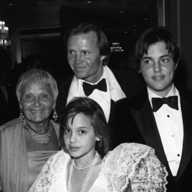 Angelina Jolie na Oscarima 1986.