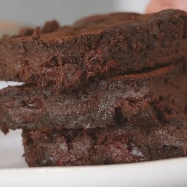 Brownie s višnjama