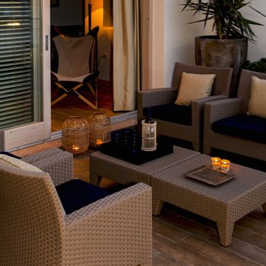 Stan koji ima terasu s pogledom na marinu - 9