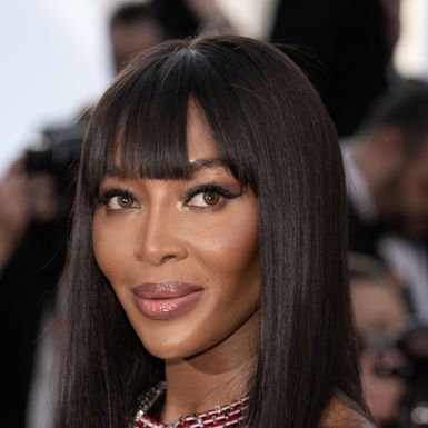 Naomi Campbell nosi ''letterbox'' šiške