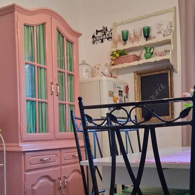 Snježana iz Osijeka svoju kuhinju uredila je u kombinaciji ružičaste i zelene boje - 12